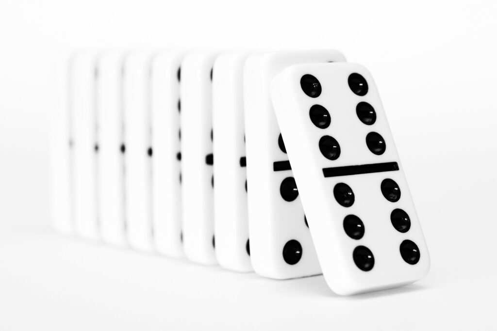 Domino002